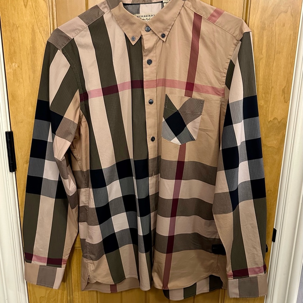 Men’s Burberry Button Down Shirt Size XL